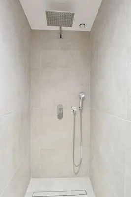 Salle de bains dans l'établissement 311 Suite Elisa - Superbe Appartement à Paris.