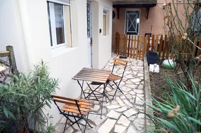 Balcon ou terrasse dans l'établissement Eiffel Tour Cosy chesterfield