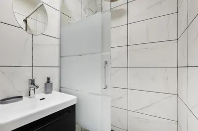 Salle de bains dans l'établissement Appartement Suite 41 aux Portes de Paris