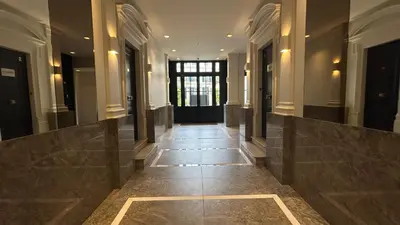 Plan de l'établissement Studio Porte Maillot Immeuble Haussmannien