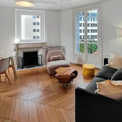 Amazing refurbished flat in Paris V