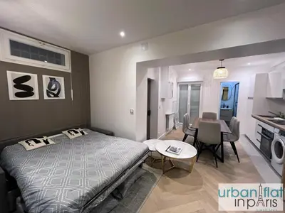 Cuisine ou kitchenette dans l'établissement Urban Flat 178 - Cosy Chic 2 Bedroom Flat in Paris
