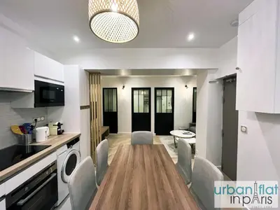 Cuisine ou kitchenette dans l'établissement Urban Flat 178 - Cosy Chic 2 Bedroom Flat in Paris