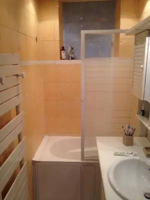 Salle de bains dans l'établissement Chambre privative dans appartement sur Paris