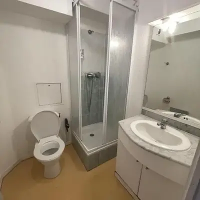 Issy Citea Access dayuse Room - Work and Day Rest Timeshare -- 2 min tram - Formule Temps Partagé -- Navette ile d'Issy Avenue Paris 92320 espace nuit