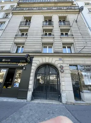 Façade ou entrée de l'établissement Nice flat in face to Seine River