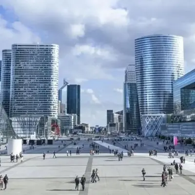 Paris La Defense - Modern Apartment with Jacuzzi