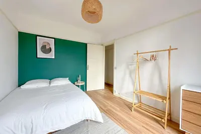 Un ou plusieurs lits dans un hébergement de l'établissement Flexliving - whole flate - Entrepreneur