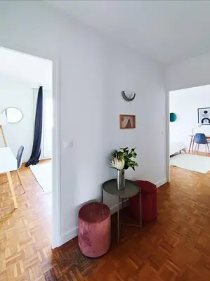 Télévision ou salle de divertissement dans l'établissement Flexliving - whole flat - Villon