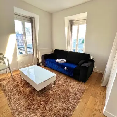 Cosy 2 Person Studio - Near Eiffel Tower