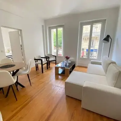 Apartment 85m2 Paris Center Republique 2 BR-4P