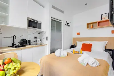 Cuisine ou kitchenette dans l'établissement Bluestay 291 - Studio Cozy à Paris