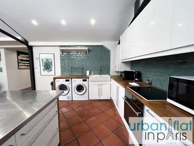 Cuisine ou kitchenette dans l'établissement Urban Flat 161 - Sublime Luxury Flat in Paris