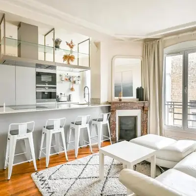Proche Paris - Le Moderne - 18MB