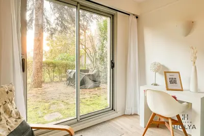 Jardin de l'établissement Proche de Paris - La Populaire - 5MB