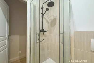 Salle de bains dans l'établissement Flexliving - 99 Felix Faure - Whole apartment