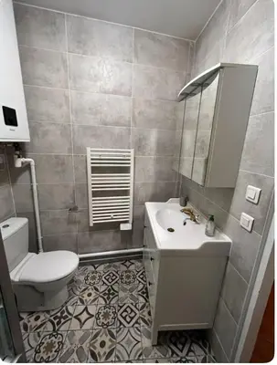 Salle de bains dans l'établissement Cozy appartement near Opera and Galeries Lafayette Haussmann