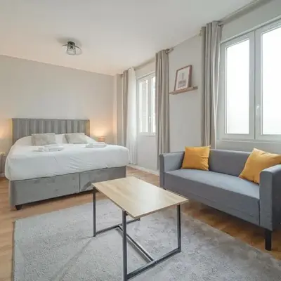 Hotel Trianon Saint Ouen