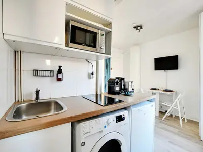 Cuisine ou kitchenette dans l'établissement Modern studio - 2P - Faubourg Saint Antoine 11th arr