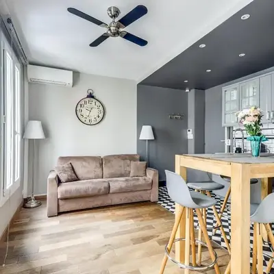 AC & 10min from Marais & Fully equipped