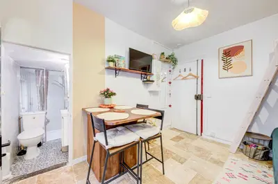 Plan de l'établissement Petit appartement cosy quartier branché entre Bastille et Nation
