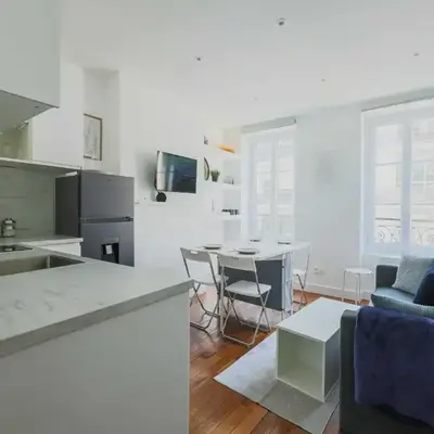 Modern apartment -1BR-3P-Ternes