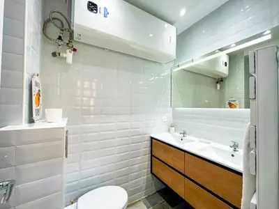 Salle de bains dans l'établissement Urban Flat 198 - Townhouse Basfroi