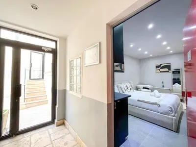 Plan de l'établissement Urban Flat 11 - Studio Wagram Pereire