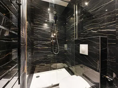 Salle de bains dans l'établissement Charming studio -2P- Auteuil, cleaning included