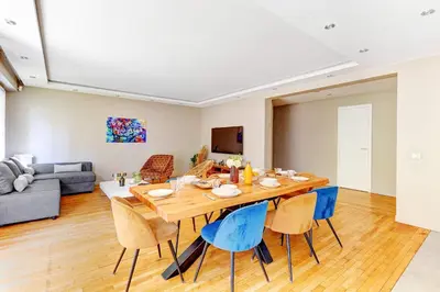 Coin salon dans l'établissement Appartement chic 82m2 6 pers Paris 16E