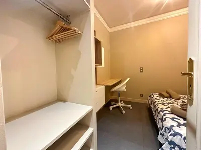 Un ou plusieurs lits dans un hébergement de l'établissement Celine 24 Le Flandrin Haussmann, Appart spacieux dans le 16e