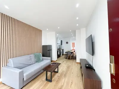 Télévision ou salle de divertissement dans l'établissement Urban Flat 198 - Maison de ville Basfroi