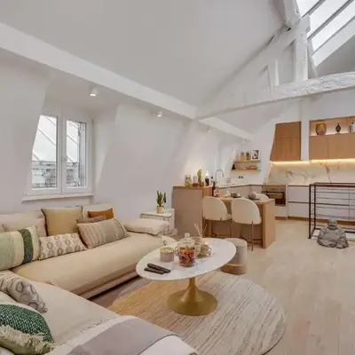 Historical apartment in the heart of Paris - 4