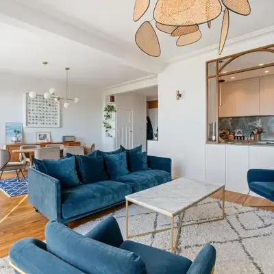 Cosy Family Nest in Montmartre