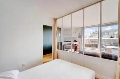 Un ou plusieurs lits dans un hébergement de l'établissement Elegant Apartment - 1BR- 2P- Nation