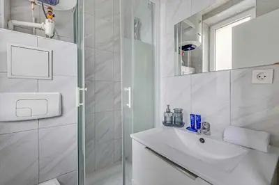 Salle de bains dans l'établissement Charming Studio - 2P- Clichy