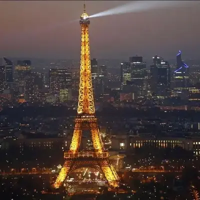 Luxury Flat - Eiffel Tower View & Terrace - Air Conditioning