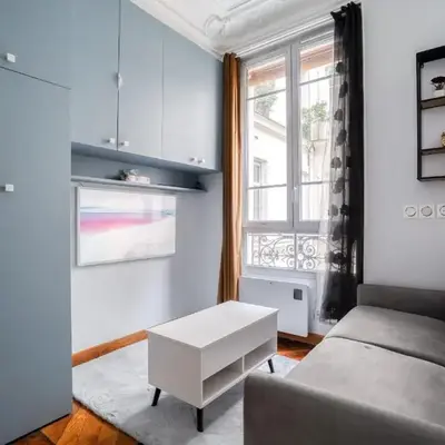 Studio Rénové au Pied du Métro